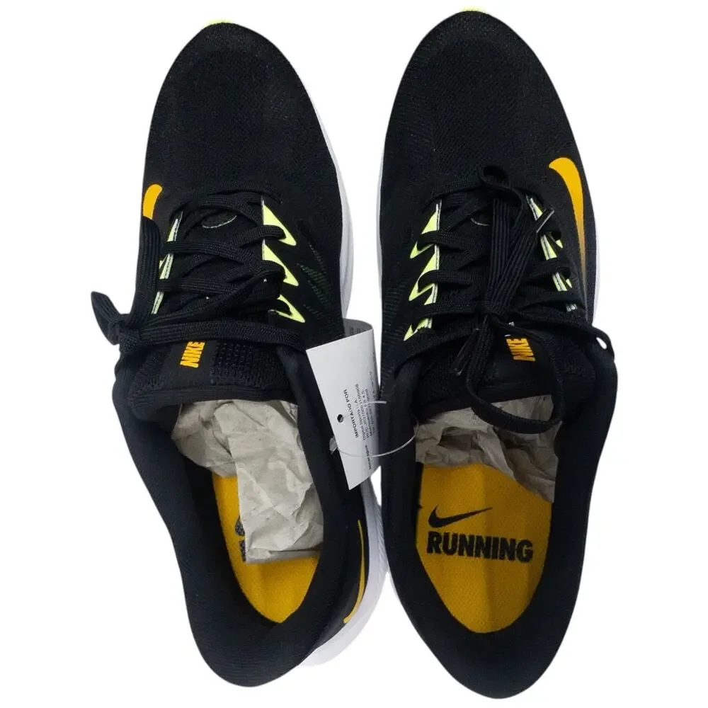 Nike Quest 3 Men's 9  Sneakers Running Shoe Black University Gold White